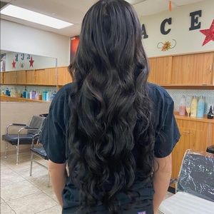 Bellami 24” clip in extensions